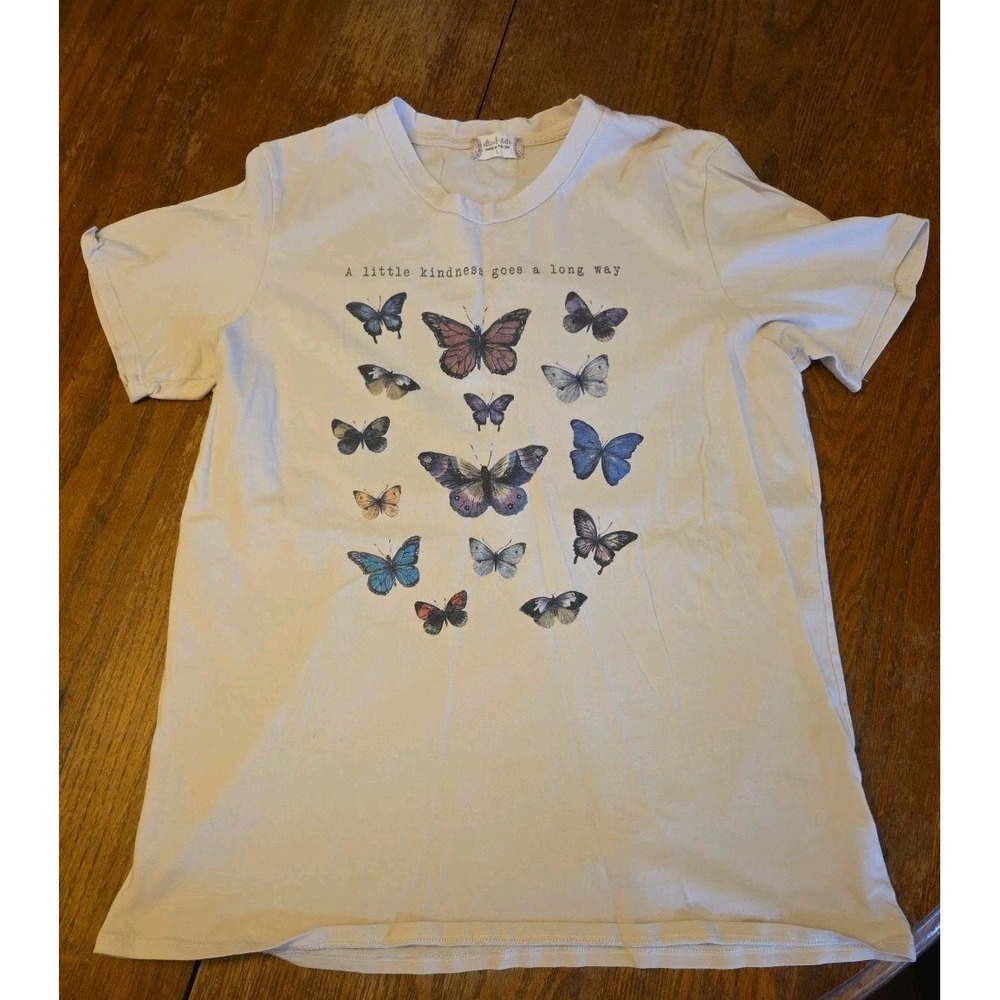 Alter'D State Women's Cream Kindness Butterfly Graphic Short Sleeve T Shirt L